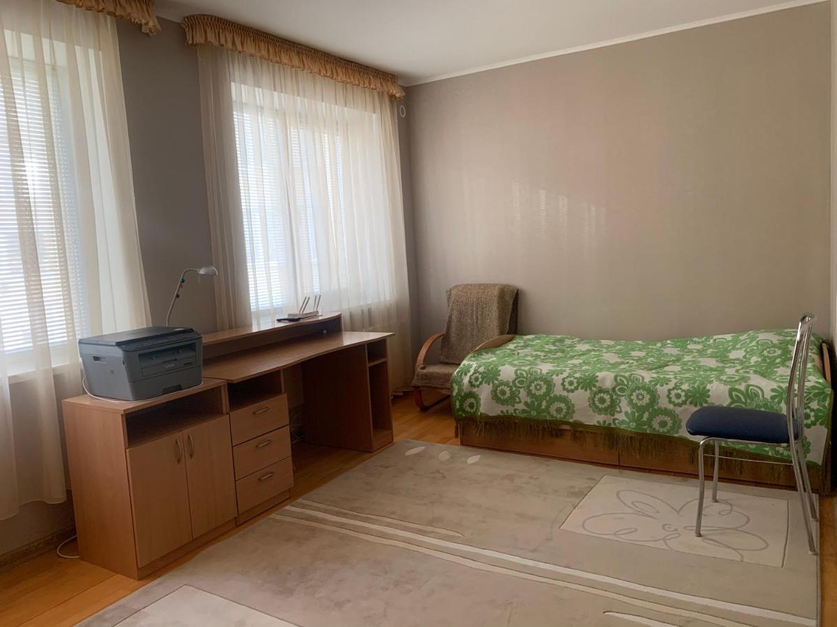 Bright Room Near International Exhibition Centre Kiev Dış mekan fotoğraf